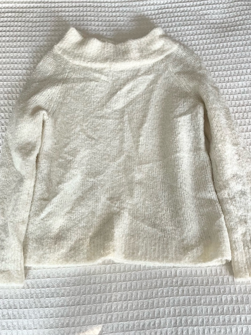 Moth Cream wool blend Sweater medium